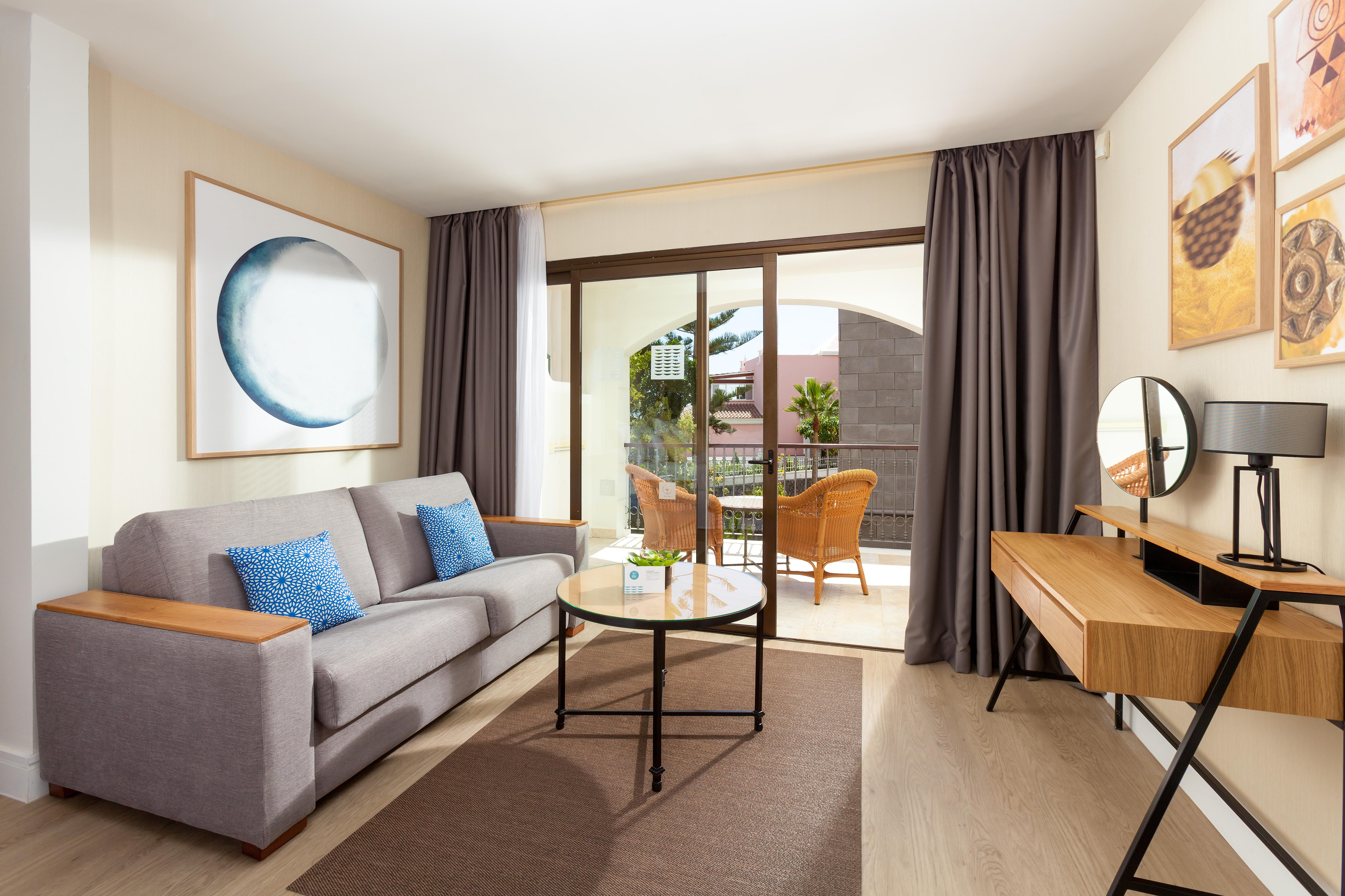 กรัน ตากันเด เวลเนส แอนด์ รีแล็กซ์ โกสตา อาเดดฆ Hotel Costa Adeje  ภายนอก รูปภาพ